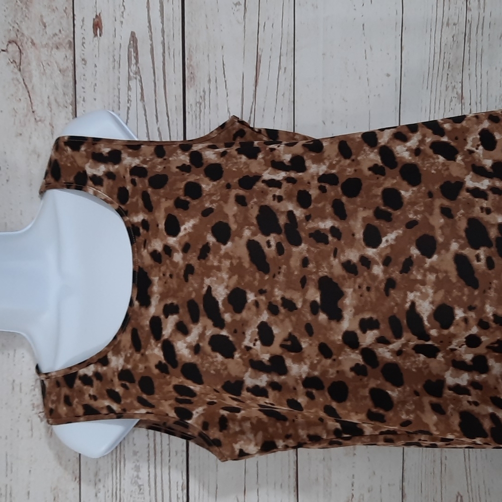 Edge Tank Top - Picture 2 of 6
